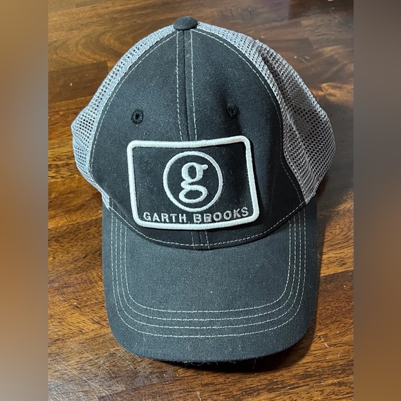 Garth Brooks Trucker Hat Baseball Cap Signature Series‎ Adjustable - Picture 1 of 3